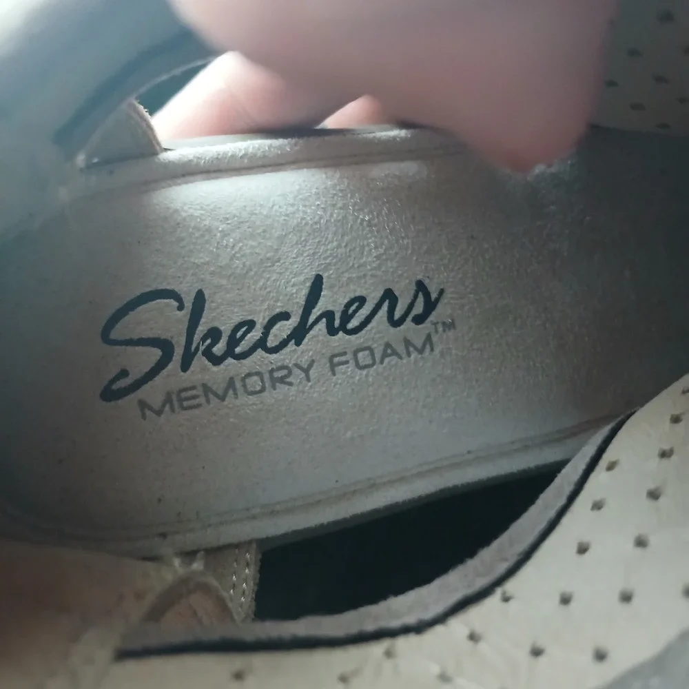 Skechers Wedge Sandals 8 Tan Perforated Memory Foam Boho Peep Toe Zipper Back